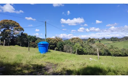 Finca Vía Rionegro La Ceja (quirama)