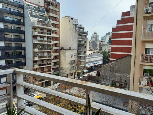 Monoambiente Caballito Al Frente Balcon Luminoso