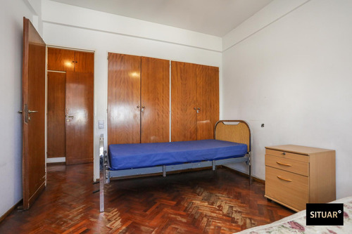Venta De Departamento 2 Dormitorios + Cochera + Baulera