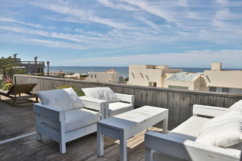 Casa En Alquiler Por Temporada De 4 Dormitorios En Punta Piedras (ref: Bpv-7396)