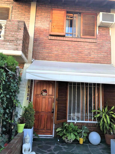 Duplex En Complejo - Liv - Coc - 2 Dorm - Patio -buen Estado