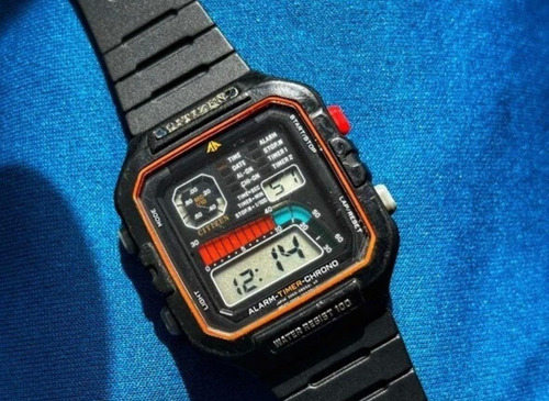 Citizen Windsurf D060 Caixa Plástica Raro Display Forte 100% Preto Preto Preto (Usado)