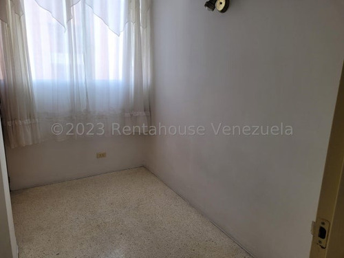 Cómodo Apartamento En Alquiler Los Chorros Nb 4-4124