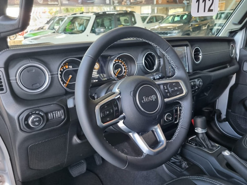 Imagen 12 de 15 de Jeep Gladiator Overland