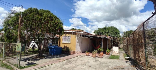 Imagen 3 de 30 de Casa En Venta En Cabudare El Trigal, Codigo Flex. 23-14216, Asesor Inmobiliario Rl, +58 414 1275734