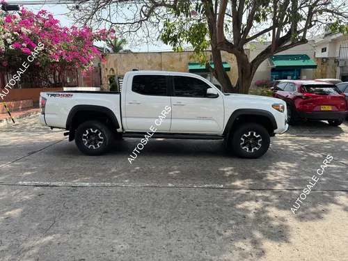 Toyota Tacoma SR5