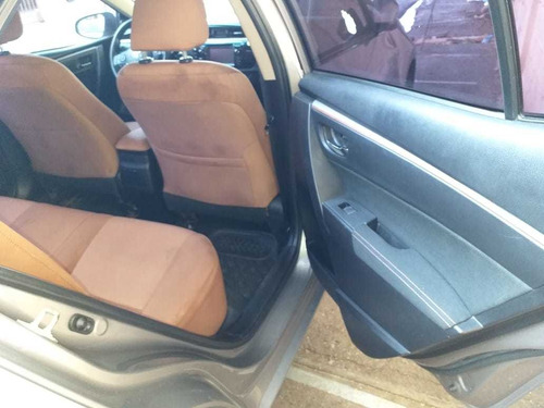 Imagen 8 de 14 de Toyota Corolla 2014