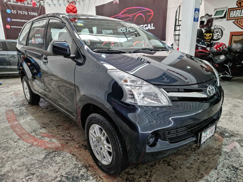 Imagen 2 de 15 de Toyota Avanza 2013 1.5 Premium 99hp At