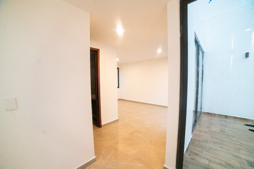 Venta De Casa En Privada Villa Esmeralda