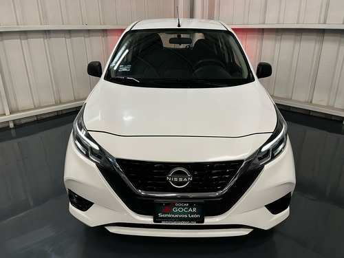 Nissan March 2022