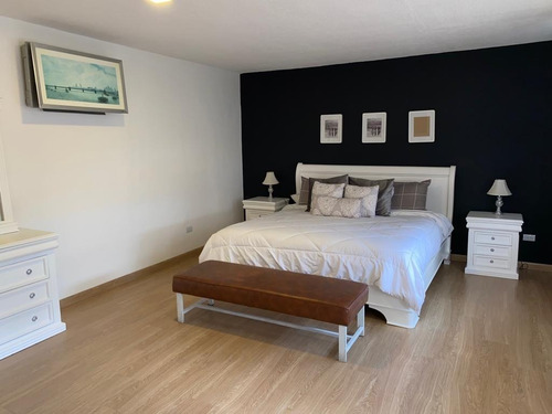 Imagen 10 de 13 de Vendo Casa En Urbanización Los Naranjos