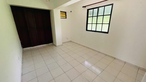 Apartamento En Bueno Aires, Avenida Independencia