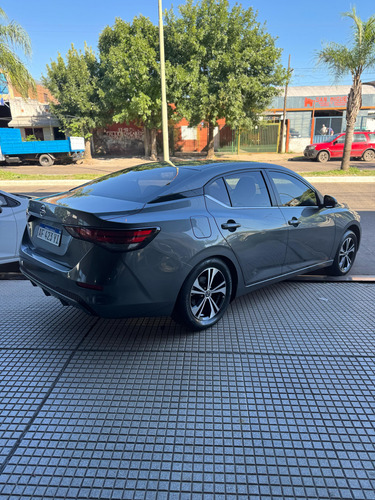Nissan Sentra 2.0 Advance Cvt