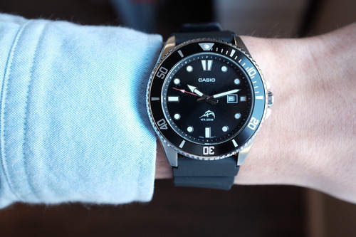 Reloj Pulsera Casio Marlin Duro Mdv-106-1av - Wr200m Negro Negro Negro