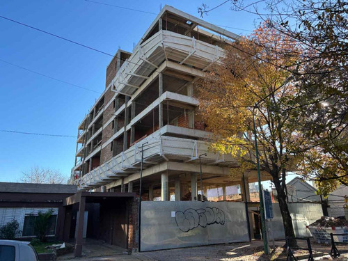 Venta Depto 2 Amb Ituzaingo Norte C/parque - Pozo