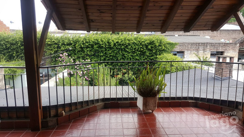 Imagen 10 de 19 de Casa En Venta De 3 Dormitorios C/ Cochera En Barrio Parque