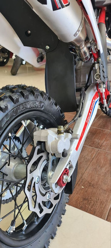Imagen 4 de 15 de Beta Rr 125 Mini