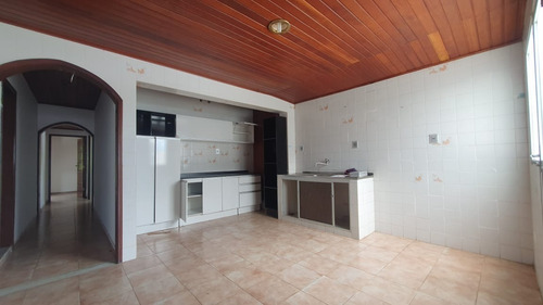 Vendo Apartamento No Bairro Castália - 4064