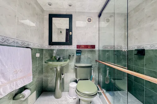 Casa En Venta En Niza. Cod V7417