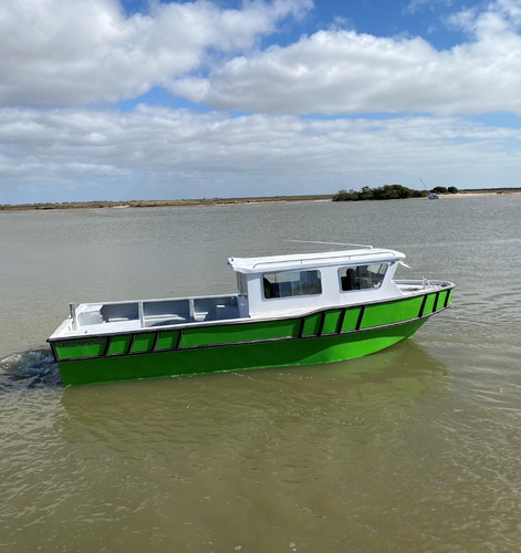 Imagen 2 de 15 de Tracker 9.80m Baader Track Pesca Artesanal,trabajos Especial