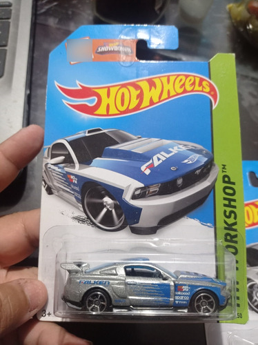 Hot Wheels 2014 Custom 12 Ford Mustang Falken Gris  3