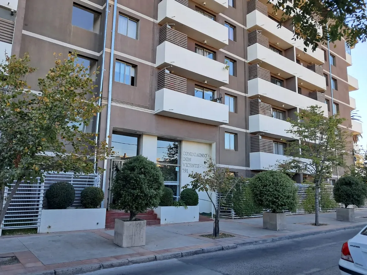 Imagen 2 de 19 de Oportunidad Única En Talca Centro: Cómodo Depto 2d/1b Con