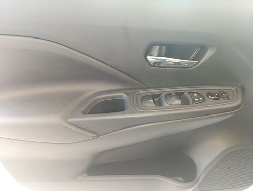 Nissan Versa 1.6 Sense Mt