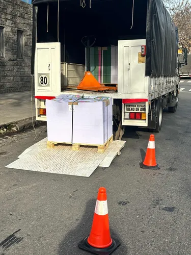 Flete Camion Mudanza Pallets Con Pala Plataforma Hidráulica