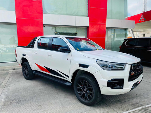 Imagen 1 de 14 de Toyota Hilux Revo 2022