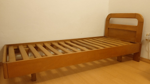 Cama De Una Plaza De Madera De Guatambú 