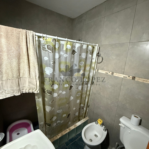 Dos Casas En Lote De 12 X 43 En Venta Saladillo