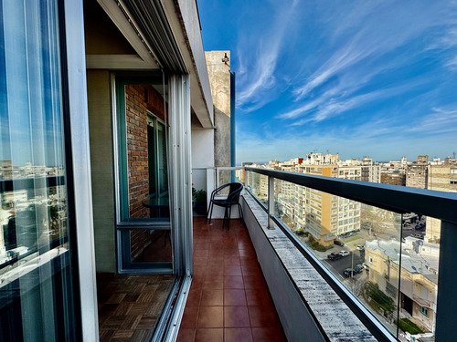 Venta Apartamento Pocitos, 2 Dormitorios + Servicio, 3 Baños, Balcón Y Garage