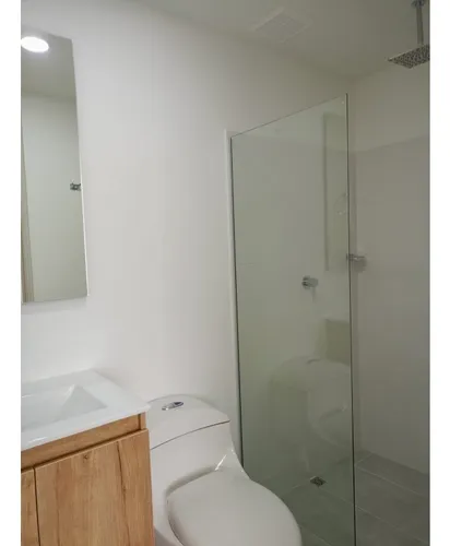 Estrene Este Hermoso Apartamento En Unidad Completa Super Ubicacion