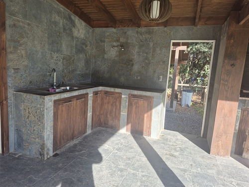 Casa En Arriendo O Venta De 4 Dormitorios. En Panquehue