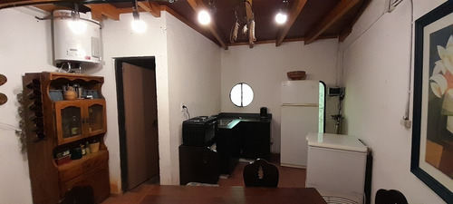 Imagen 2 de 7 de Alquiler Casa De Fin De Semana, En El Esclusivo Barrio Del Huerto Lujan De Cuyo, Cuenta Con Una Matrimonial Y Dos Camas Para Chicos, Para Dos Adultos Y Dos Menores! Valores Hasta El 31 De Diciembre.