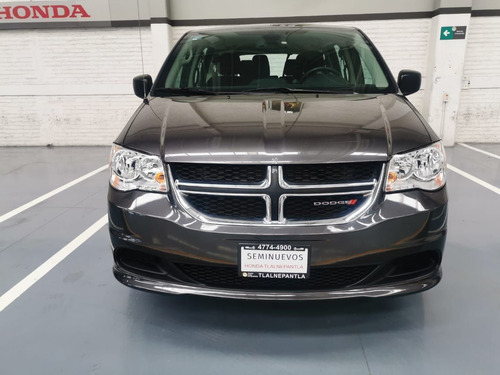 Imagen 3 de 15 de Dodge Grand Caravan 2018 3.6 Se At