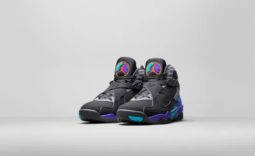 Precio tenis sales jordan 2015