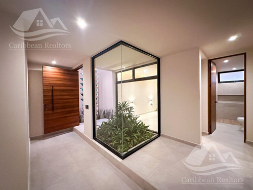 Casa En Venta En Via Cumbres Cancun