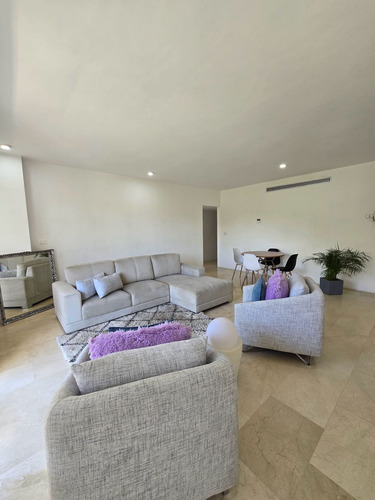 Apartamento En Venta-urb Country Club