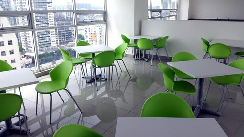 Hermosas Oficinas, Excelente Ubicacion, Con Salas Juntas Y Salon Vip