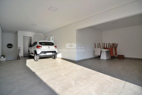 Imagem 18 de 30 de Casa De 500 M² De Área Construída Com Vista E Acesso Exclusivo Para O Mar! - 4647