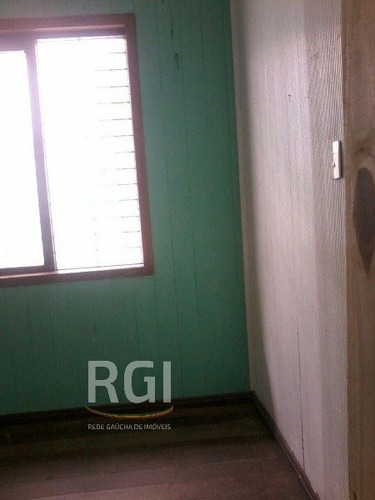 Casa Em Navegantes Com 3 Dormitórios - Ot5642