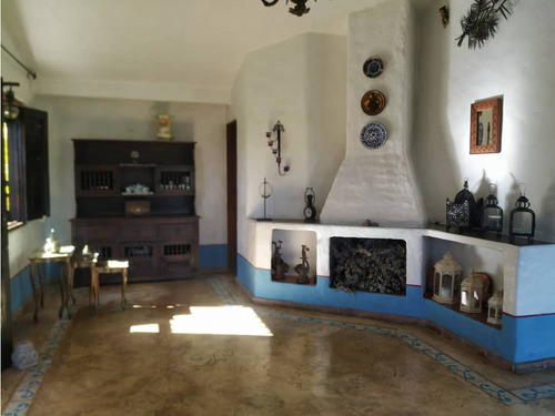 Casa En Venta De Estilo Español La Suiza San Antonio