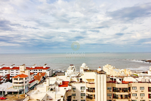 Venta Apartamento Con Vista Al Mar En Península, Punta Del Este- Ref: 63863