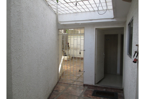 Venta Edificio Para El Sector De La Salud En Barrio El Prado