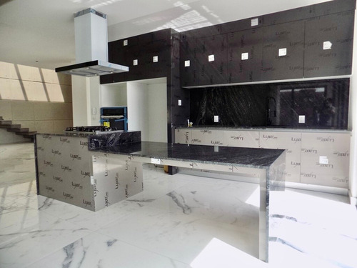 Imagen 5 de 14 de Casa De Lujo En Venta En El Condominio Puerta Las Lomas.