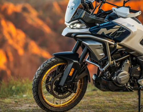Nueva Cfmoto Mt700 2025 Llévala Financiada Sin Intereses