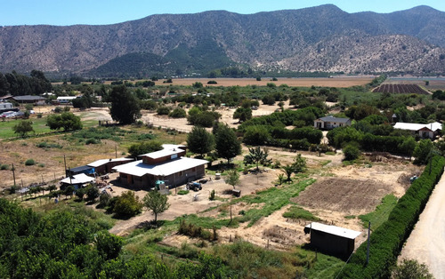 Terreno Con Gran Potencial, Sector Campo Lindo / Curacaví