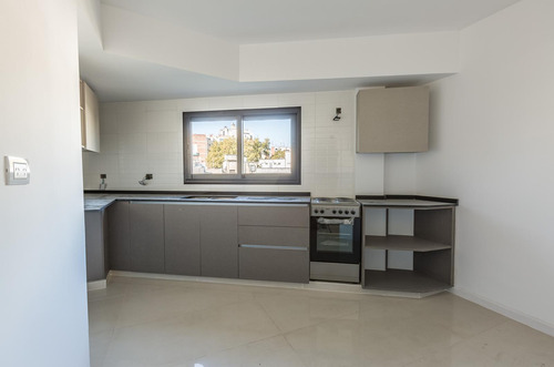 Venta Depto Piso 3 Amb | Luz | Balcón | Villa Del Parque