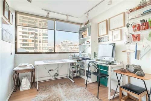 Imagen 11 de 17 de Departamento En Venta De 3 Dorm. 2 Baños Metro Colón